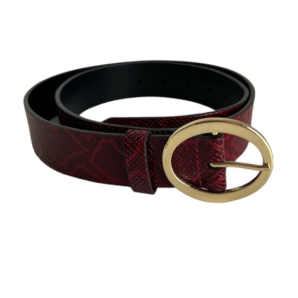 Aritzia Red and Black Belt with Gold Buckle - Picture 1 of 4